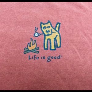 Life is good women's Medium campfire dog